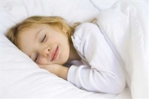 چه کار کنیم بچه‌ها شب‌ها دیر نخوابند؟