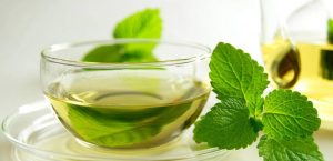چرا نباید چای سبز را با آهن خورد؟