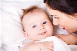 قندِ شیر مادر محافظ نوزاد در برابر عفونت‌ است
