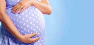 زایمان طبیعی با اپیدورال، مزایا و خطرها