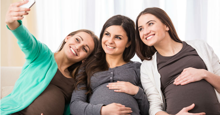 بارداری در زنان می تواند تحت تاثیر بارداری دوستانشان باشد