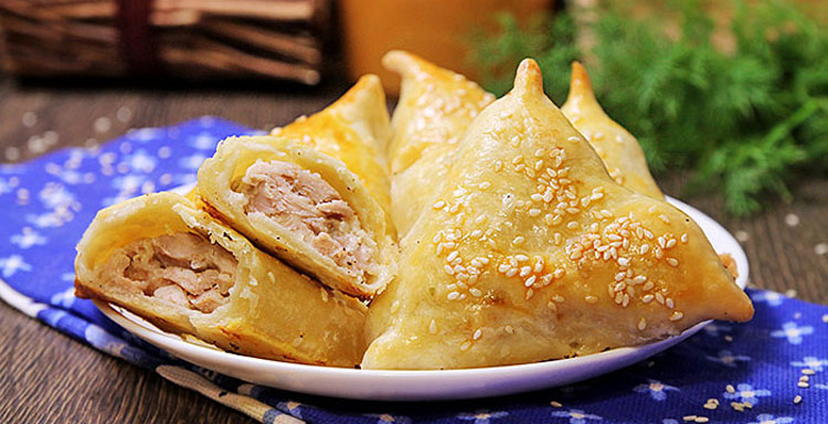 طرز تهیه سمبوسه مرغ