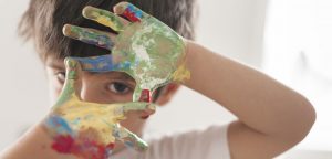 تقویت مهارت های دست‌ورزی در کودکان