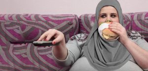چاقی بیشتر از سیگار برای خانم‌ها مضر است