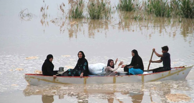 حمایت وزارت بهداشت از زنان باردار سیل زده